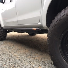 Isuzu D-Max Angled Sliders 01