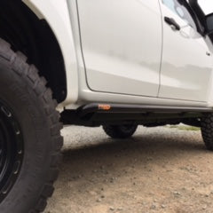 Isuzu D-Max Angled Sliders 03